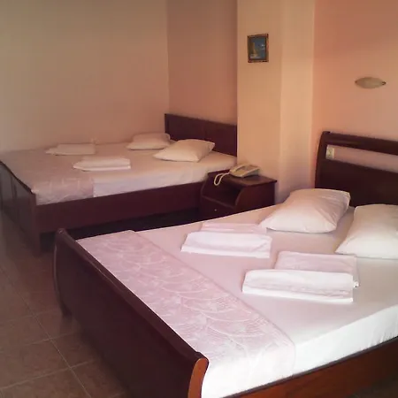 Hotel Faros Ii