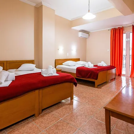 Hotel Faros Ii 2*