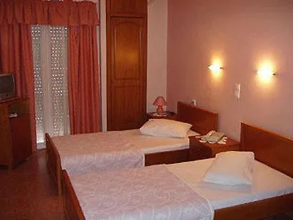 Faros Ii Hotel 2*