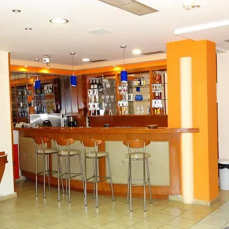 Faros Ii Hotel