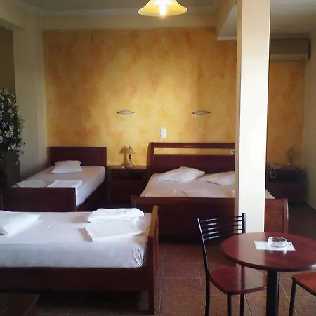 Hotel Faros Ii 2*